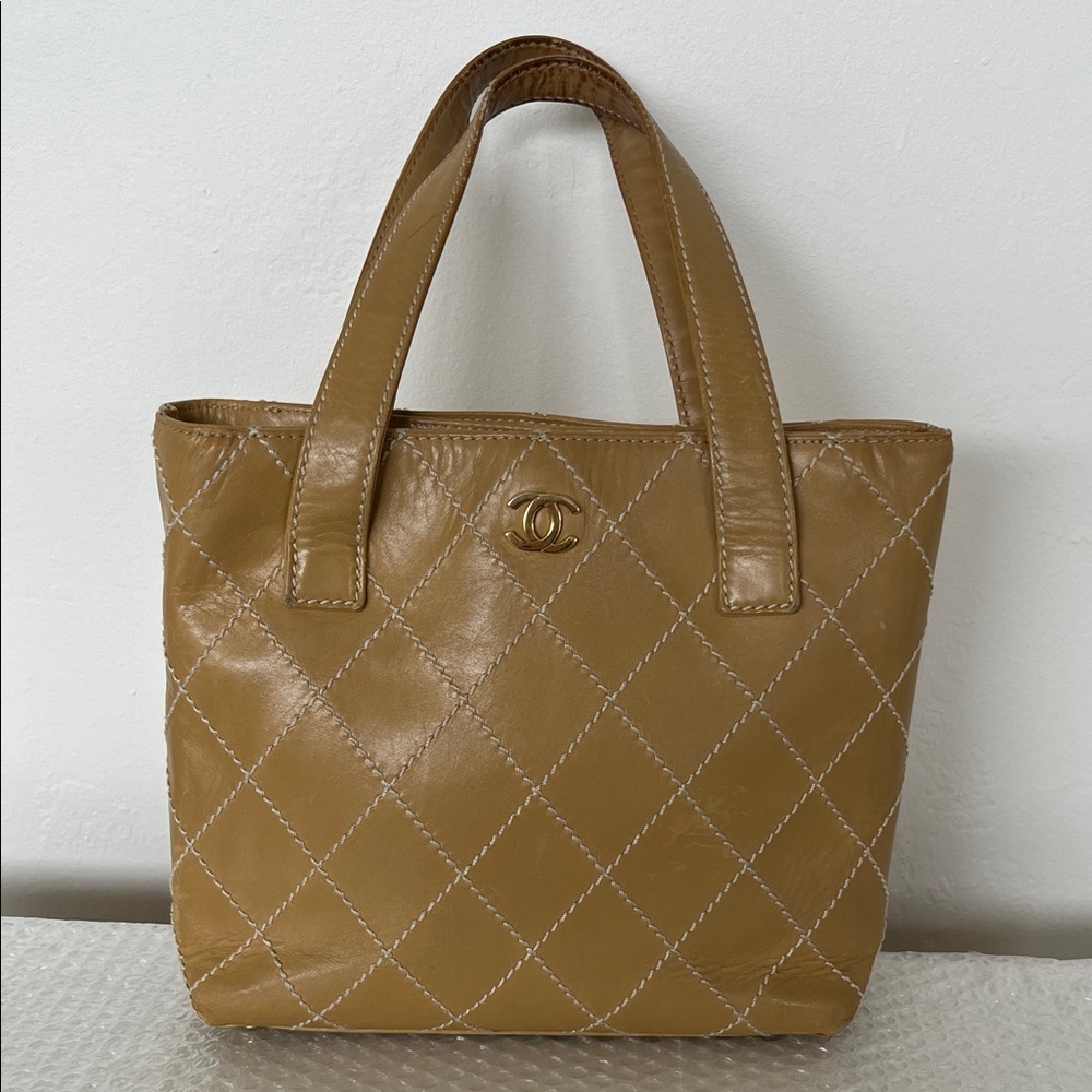 Chanel Classic Tan Quilted Leather Shopper Tote Bag - Picture 2 of 14